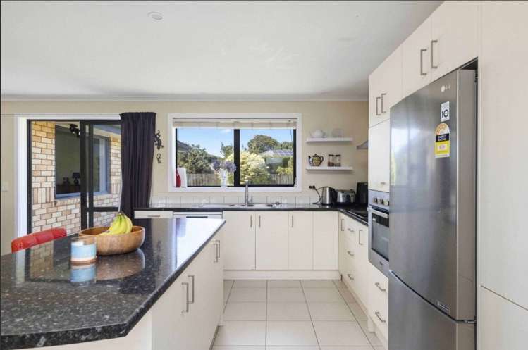 41 Breaker Grove Waiuku_4