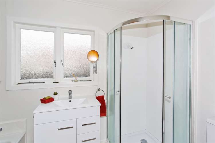 22 Laurie Avenue Papakura_16