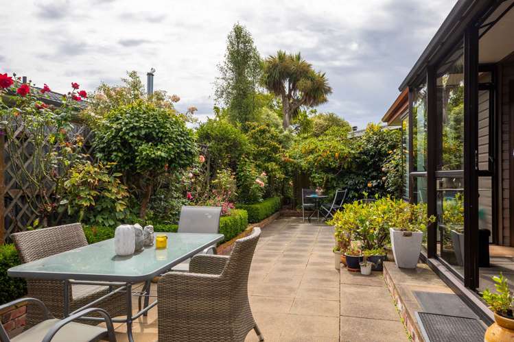 2/347a Church Street West End_16