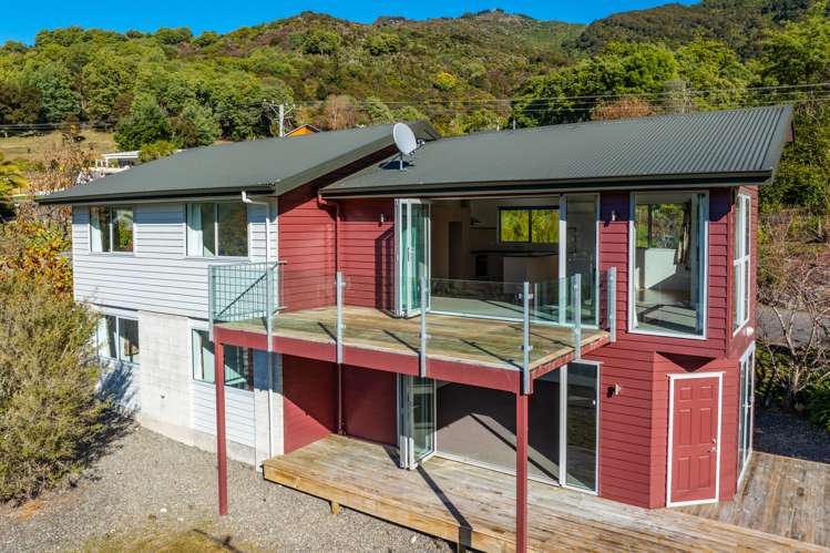 2 Takorika Street Havelock_5