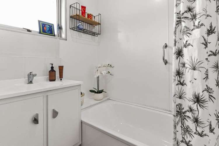 4/37 Dillon Street Blenheim_13