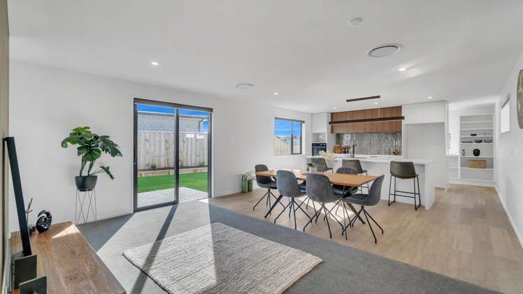 14 Greig Crescent Amberley_11