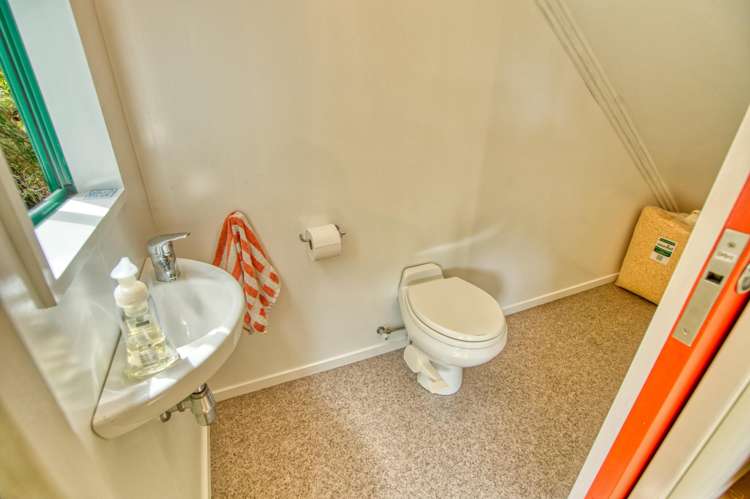 8 Ross Place Te Miko_26