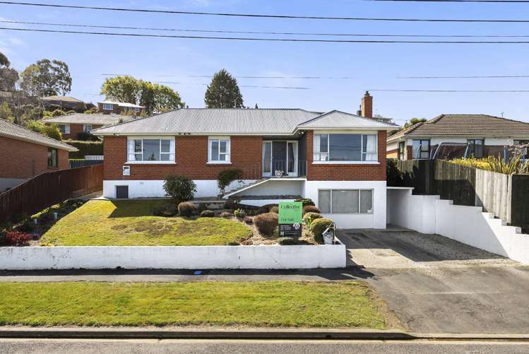 13 Waldron Crescent Green Island_17