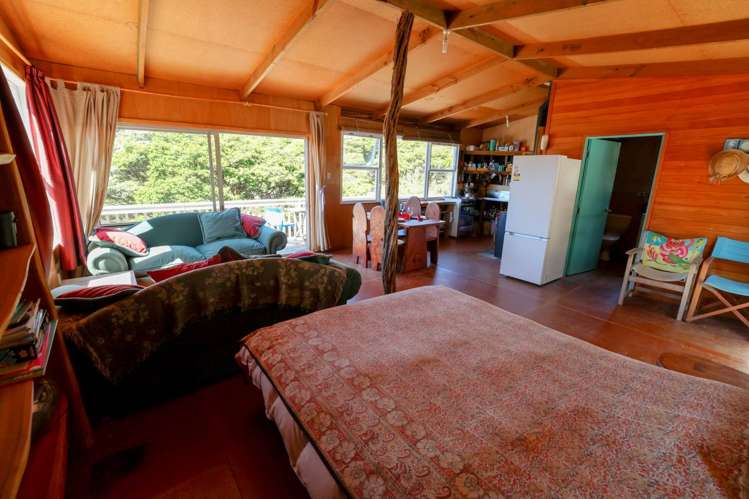 366 & 368 Blind Bay Road Great Barrier Island_6