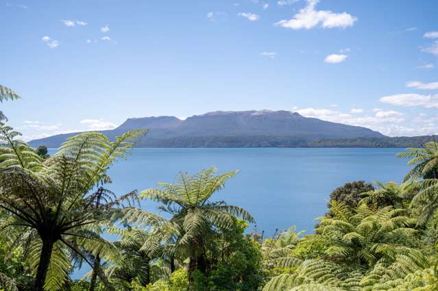 47 Spencer Road Lake Tarawera_3