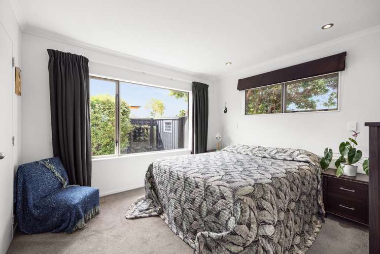 4 West Place Greenmeadows_6