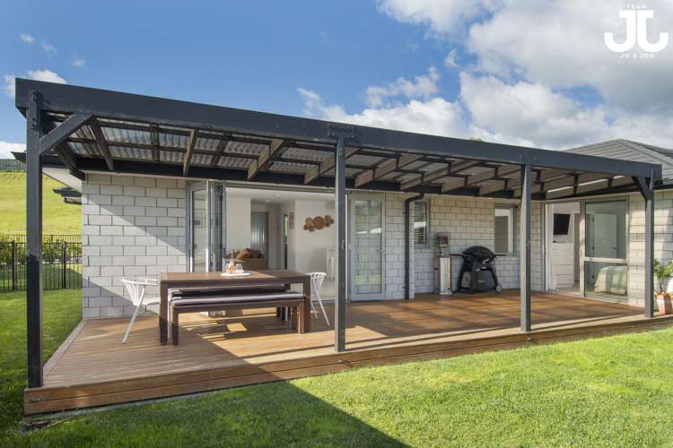 56 Whakaturou Crescent Pyes Pa_20