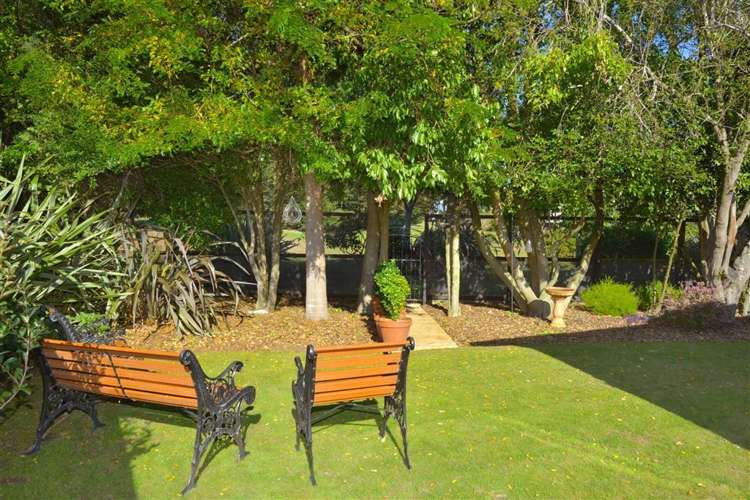 60 Waitikiri Drive Parklands_21