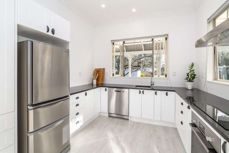 208 Main Street Greytown_9