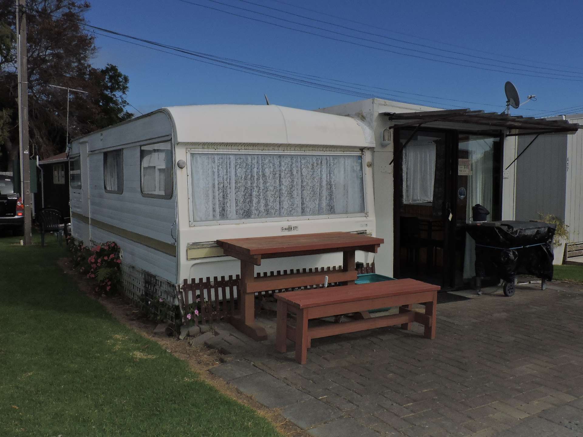 A16/473 Thames Coast Road. Te Puru Holiday Park Te Puru_0