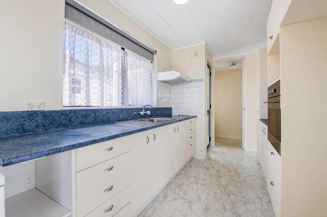 8A Cornel Circle Snells Beach_2