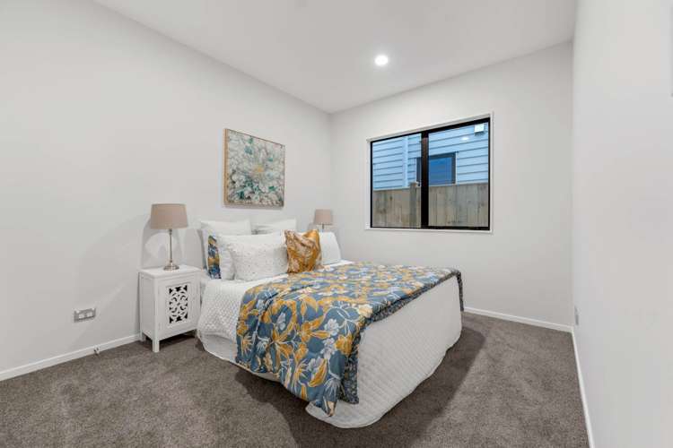 61 Bushfield Drive Flat Bush_24