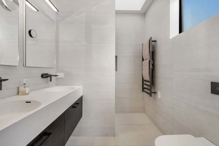 47 Discovery Drive Gulf Harbour_16