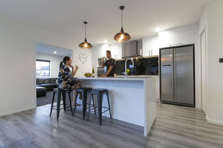 5 Turpin Road Riverhead_1