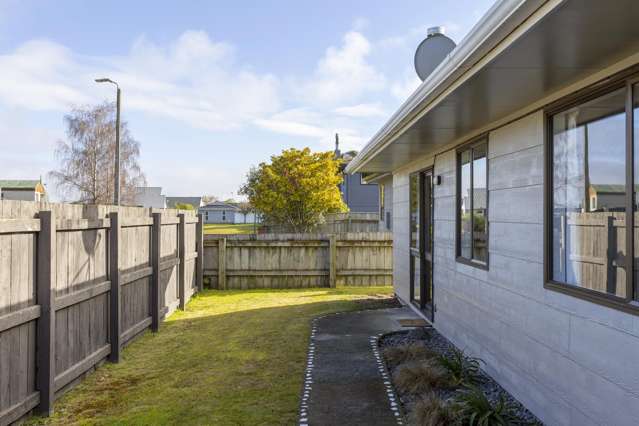 2/23 Newberry Place Richmond Heights_4
