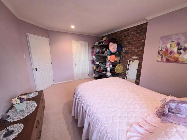 79 Maudes Road Deborah_27