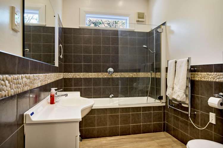 1 Malone Road Waterloo_15