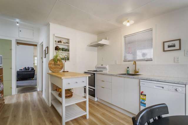 200 High Street South Carterton_4