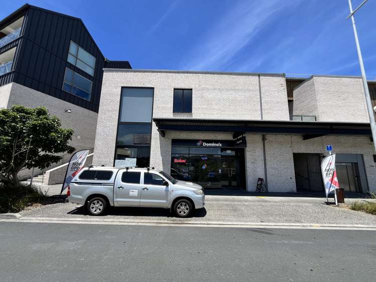 R2 Long Bay Village, Glenvar Ridge Long Bay_4