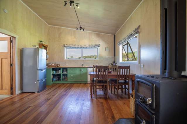 1809 Whaanga Road Raglan_4