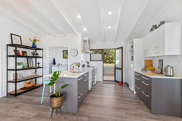 27 Matangi Terrace Snells Beach_13