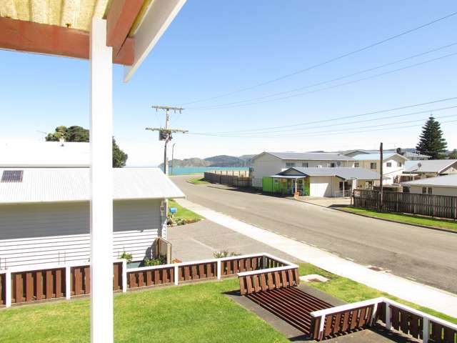 48 Moana Drive Mahia_3