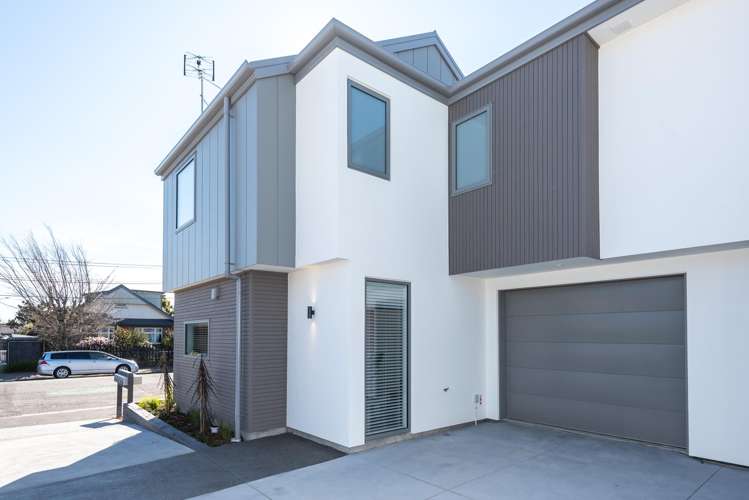 1/6 Strauss Place Somerfield_17