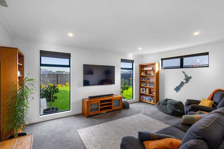 12 Texel Crescent West Melton_9