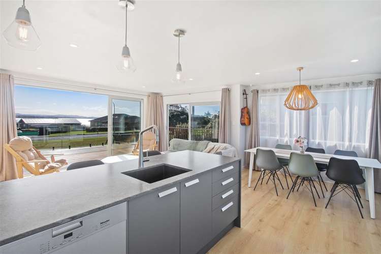 172 Torkar Road Clarks Beach_24