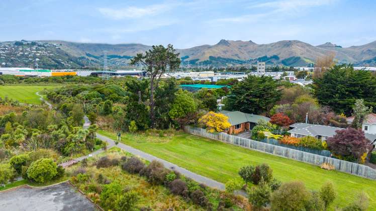 52a Charlesworth Street Woolston_20