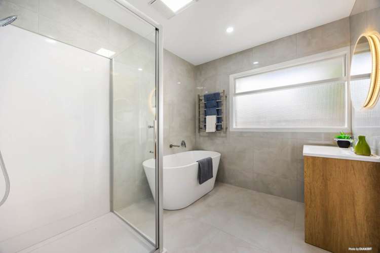 16 Kahurangi Place Hill Park_11