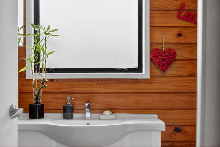 203A Parkhurst Road, Parakai Helensville_20