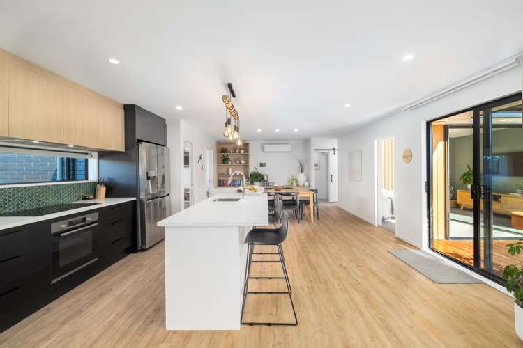 60 Katrine Drive Burwood_9