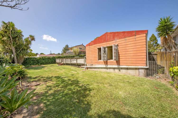 25 Lemnos Place Titirangi_16