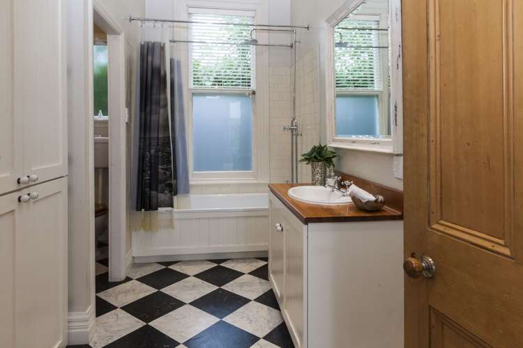 18 Repton Street Merivale_17