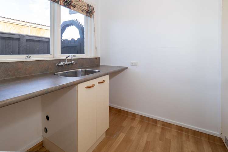 32 Queens Drive Allenton_13