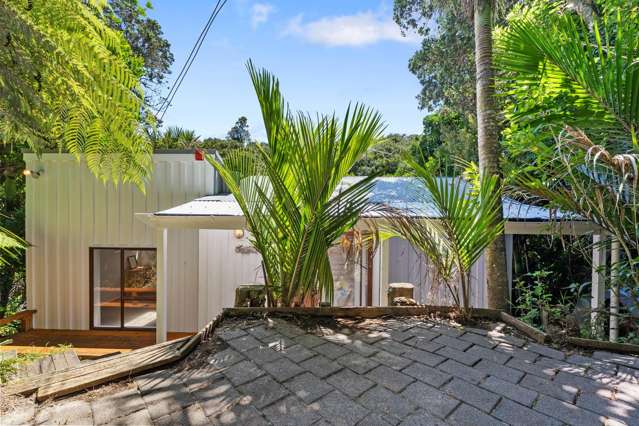 21 Hekerua Road Oneroa_1