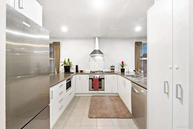 44 The Track Takanini_1