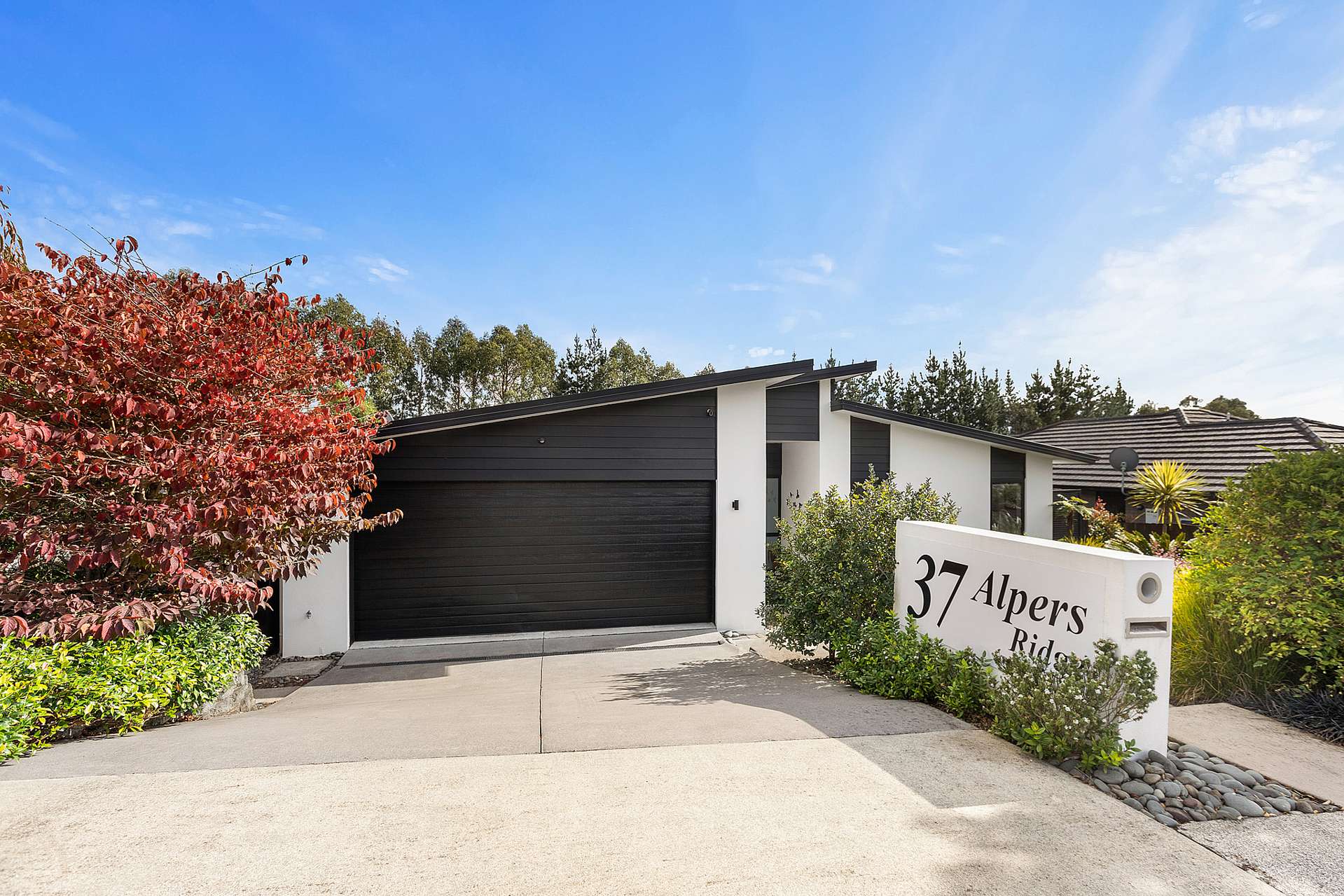 37 Alpers Ridge Leamington_0