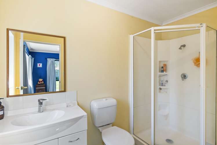 47 Lorna Irene Drive Raumati South_17