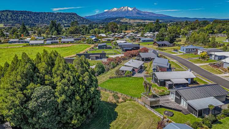 8 Cordyline Place Ohakune_16