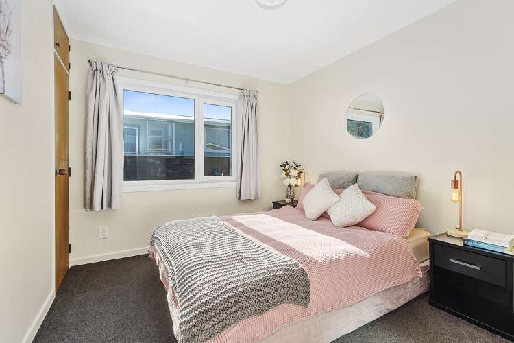 72 Akaroa Drive Maupuia_10