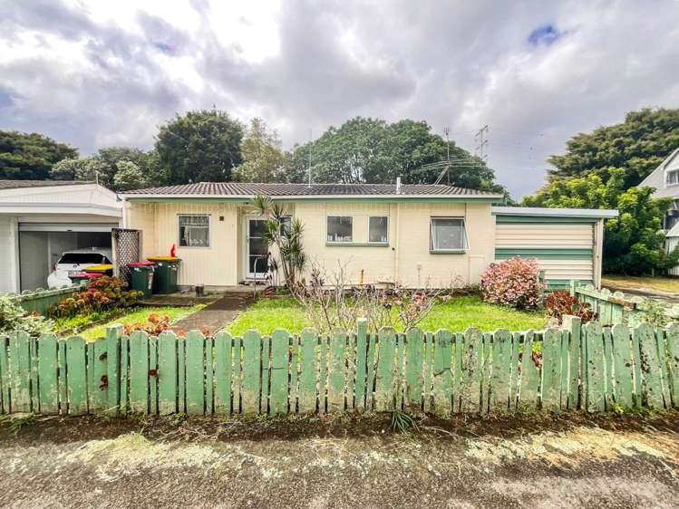 1/6 Thorn Place Papatoetoe_1