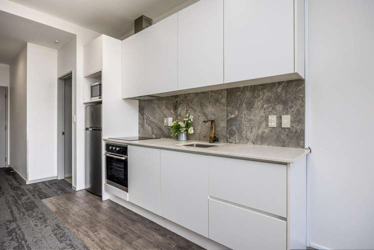 8A/50 Eden Crescent Auckland Central_5