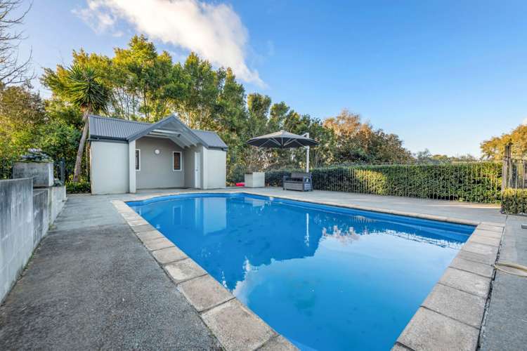 281 Point View Drive Shamrock Park_12