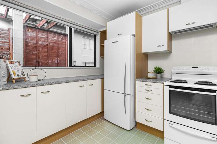 2/15 Clarke Road Onehunga_3