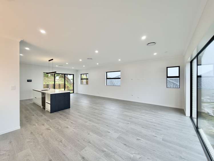 29 Pacific Heights Road Orewa_4