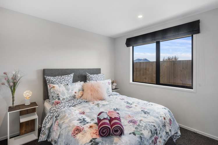 10 Tarata Place Wharewaka_21