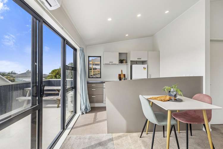 78C Queens Drive Lyall Bay_8